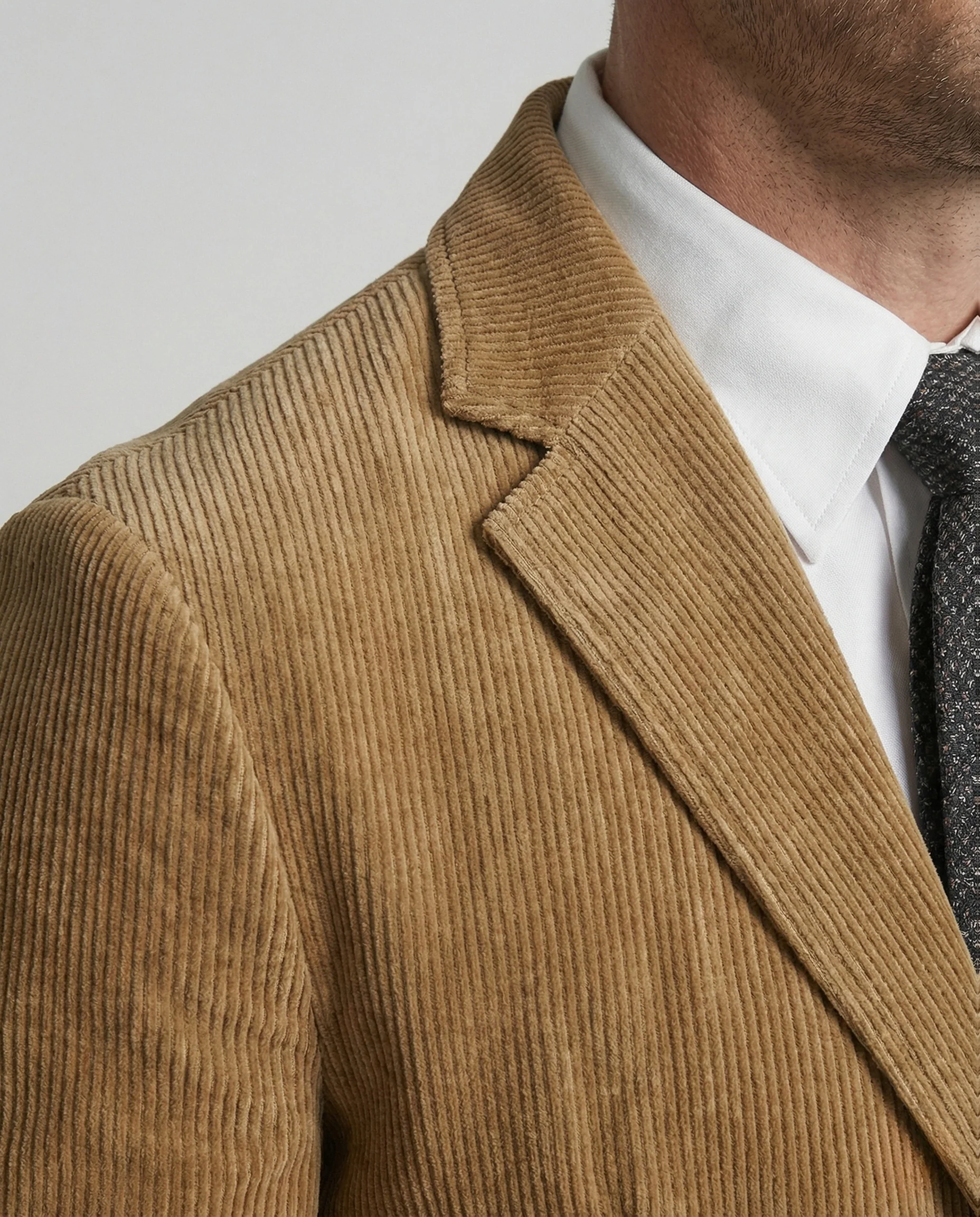 Herren Kordjacke mit aufgesetzten Taschen und klassischem Schnitt - Image 3