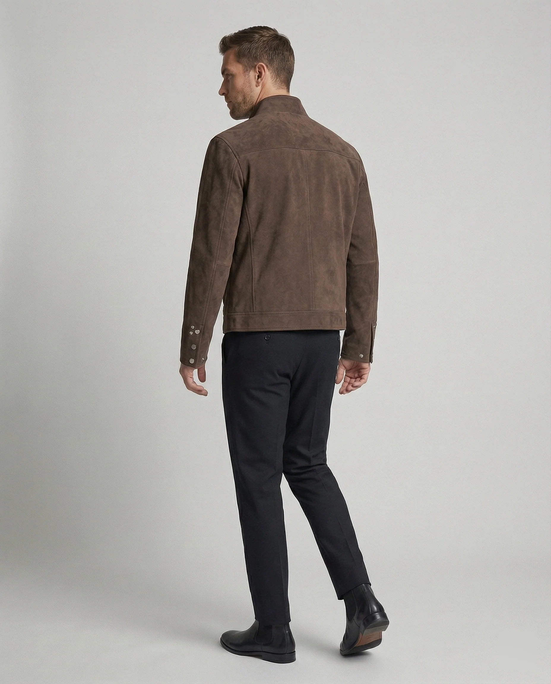 Herren kurz geschnittene Velourslederoptik-Jacke mit Stehkragen, durchgehendem Reißverschluss und Druckknopfmanschetten Heidi-Mode - Image 4