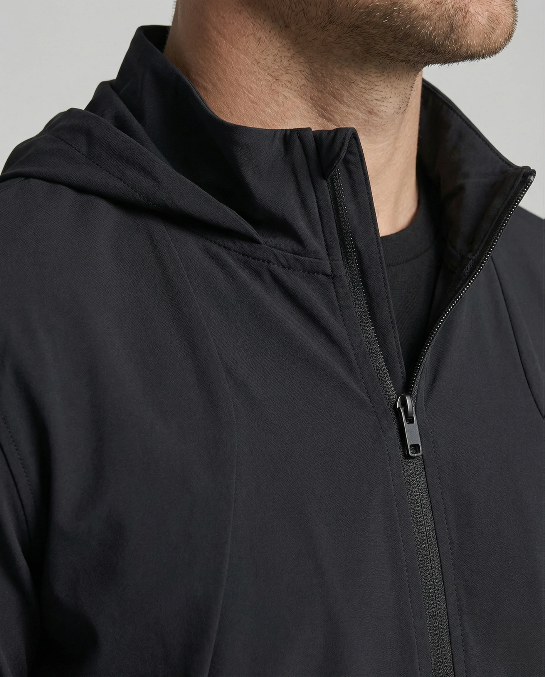 Herren Wasserabweisende Trainingsjacke mit Kapuze - Image 4