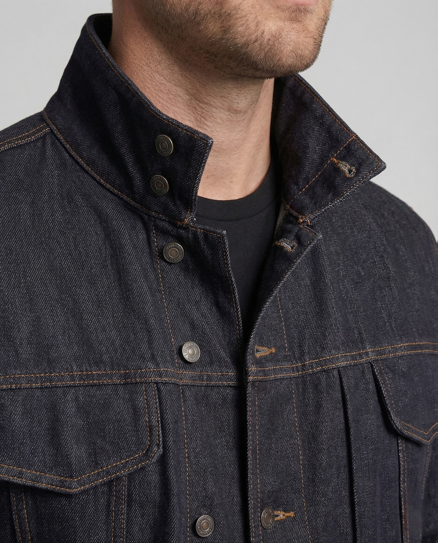 Herren Denimjacke Boxy Fit mit Stehkragen und Druckknöpfen - Image 3