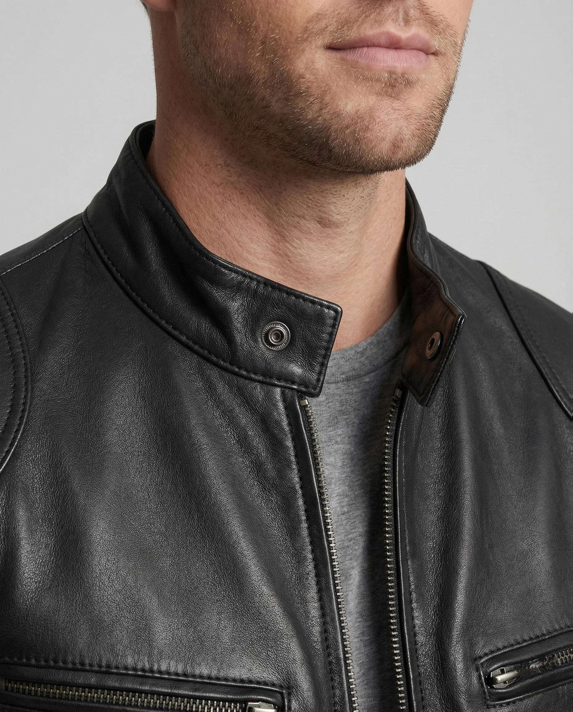 Herren Lederjacke Biker Stil mit Stehkragen und Reißverschlusstaschen - Image 3