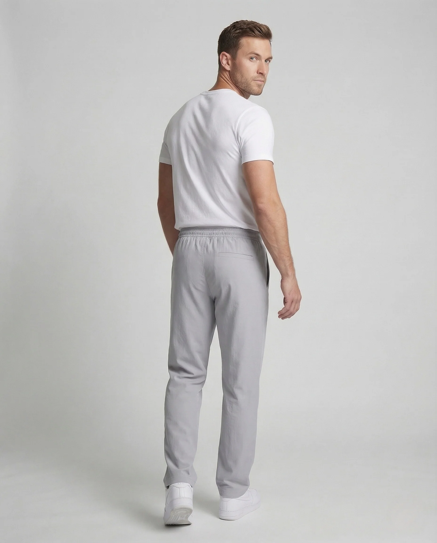 Herren Freizeithose aus Mikrofaser mit Tunnelzug - Image 4