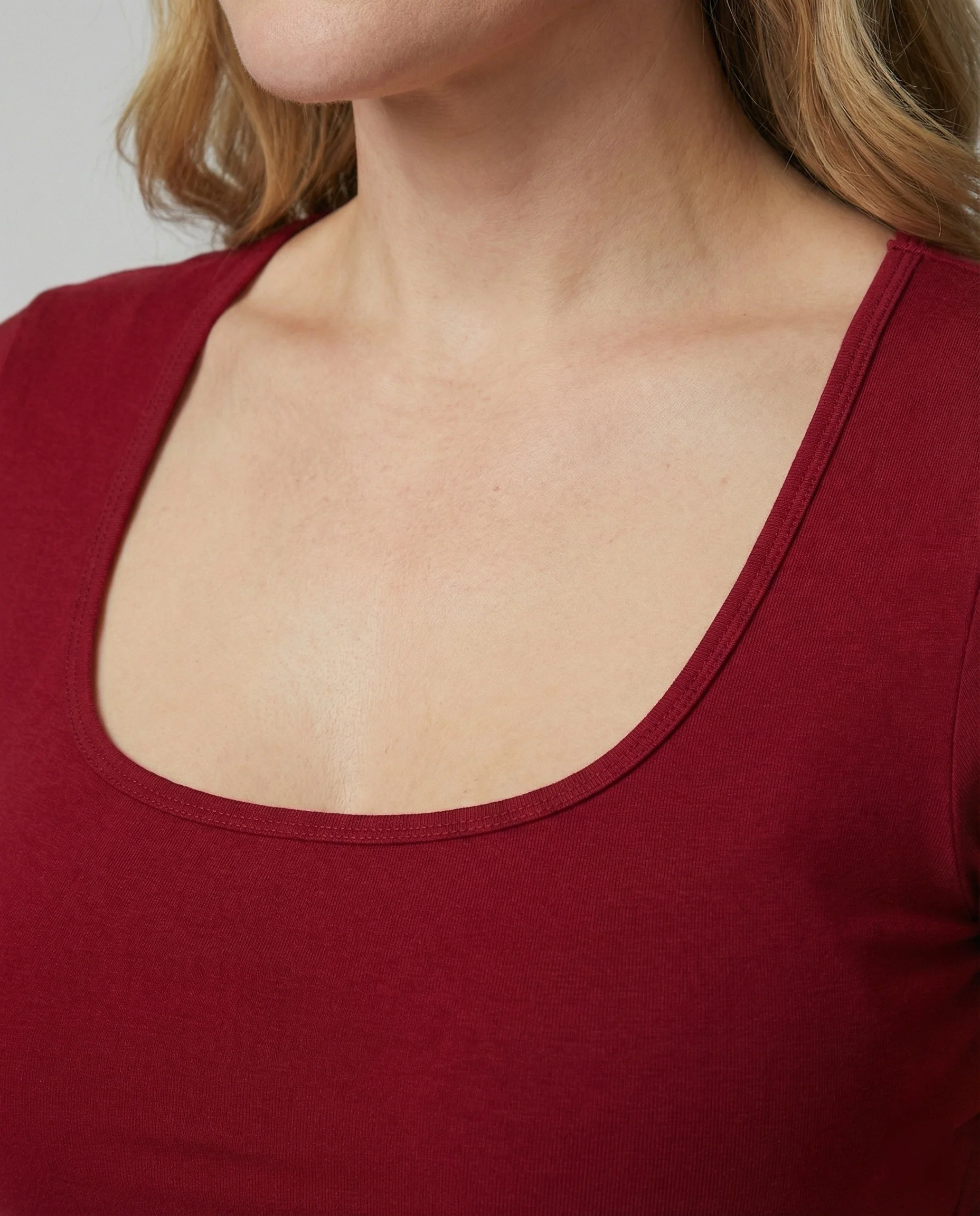 Damen T-Shirt U-Ausschnitt Slim-Fit Kurzarm Basic Crop Top - Image 2