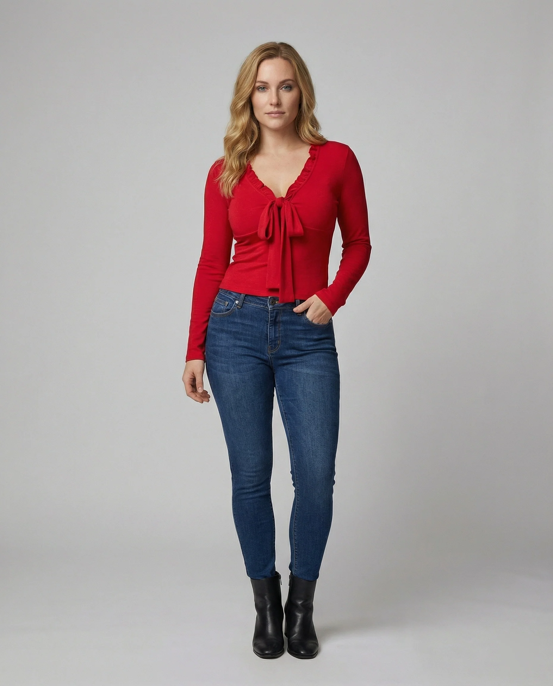 Romantisches Langarmshirt mit V-Ausschnitt und verspielter Schleife - Image 3