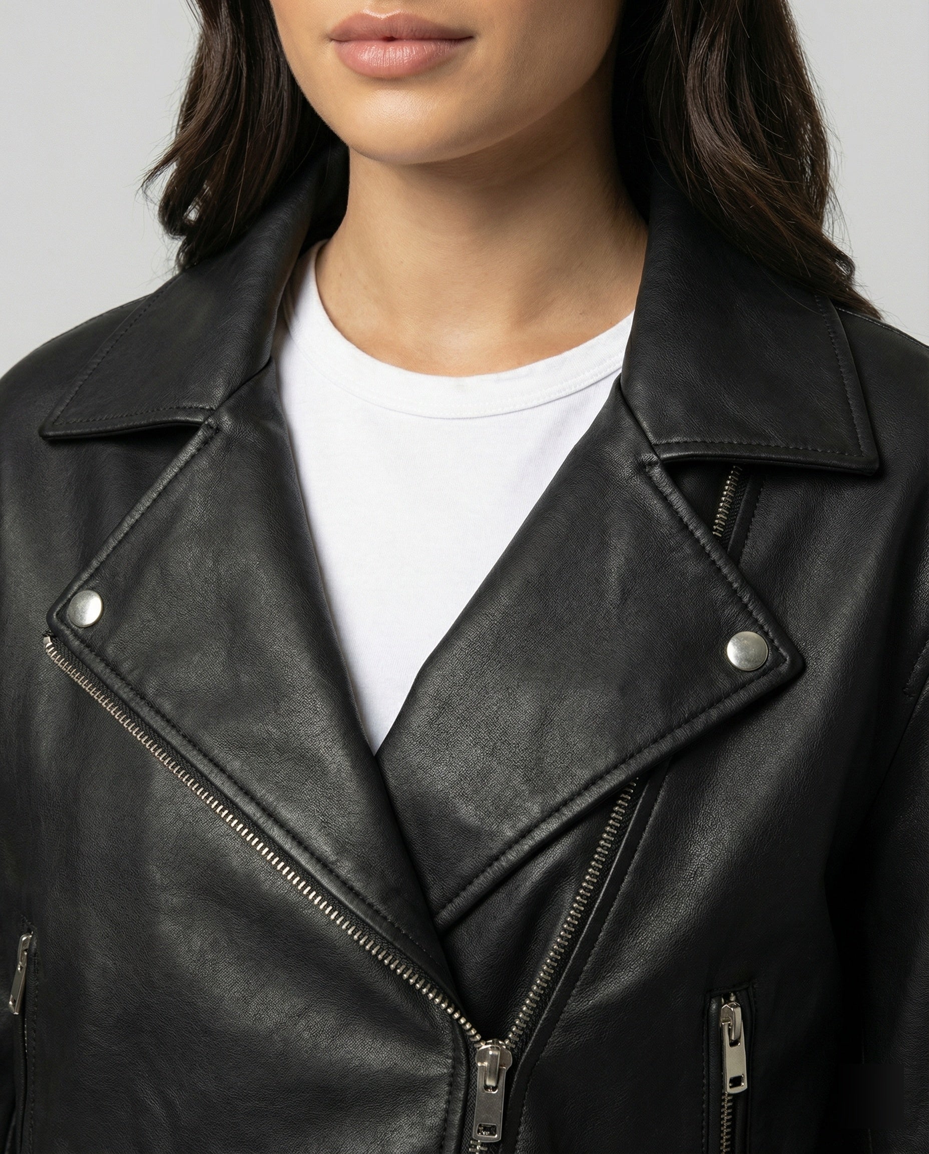 Schwarze PU-Leder Bikerjacke Damen Kurz Locker Vintage Frühlingsjacke - Image 2