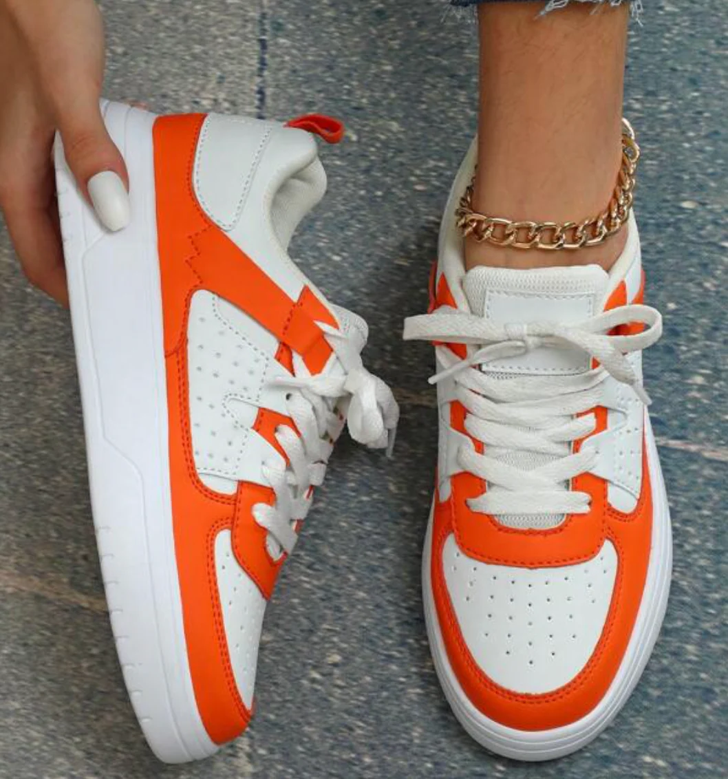 Stilvolle und bequeme Sneaker in einem einzigartigen Design Heidi Mode - Image 12