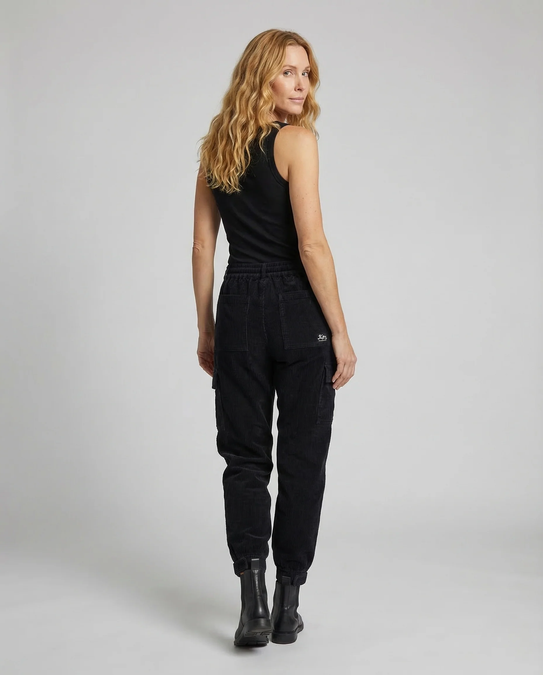 Unisex Feincord Cargohose Elastikbund Taschen - Image 4