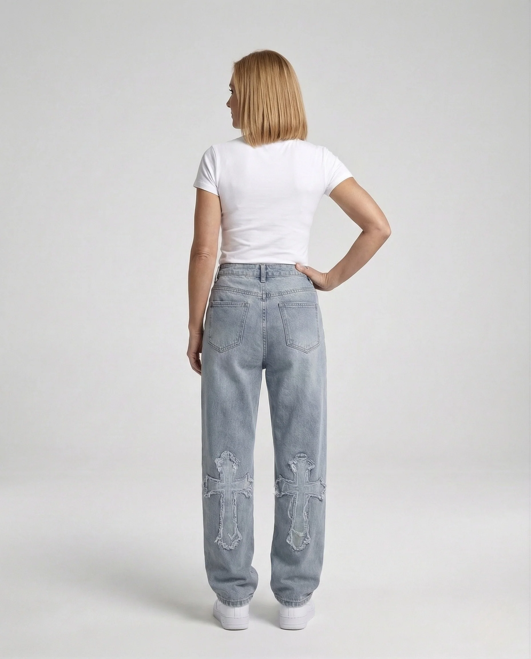 Unisex Vintage Jeans mit Kreuz Applikationen - Image 4